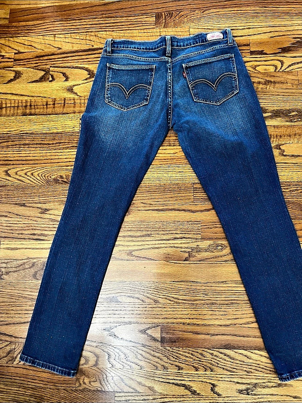 Levi's  ladies Skinny Jeans in Blue Size 13 M Like New